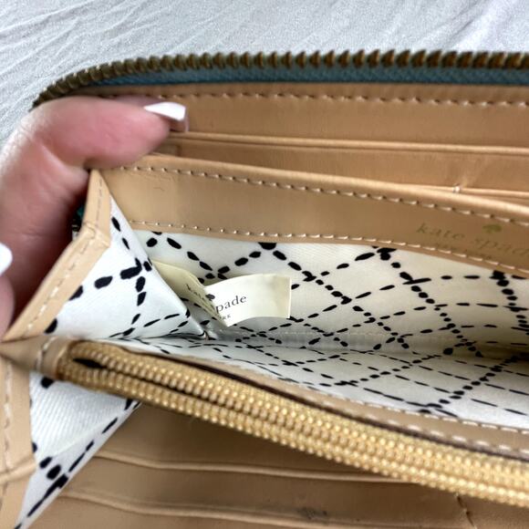 Pre-loved Kate Spade New York Light Blue Wallet Zip Around - Picture 6 of 9
